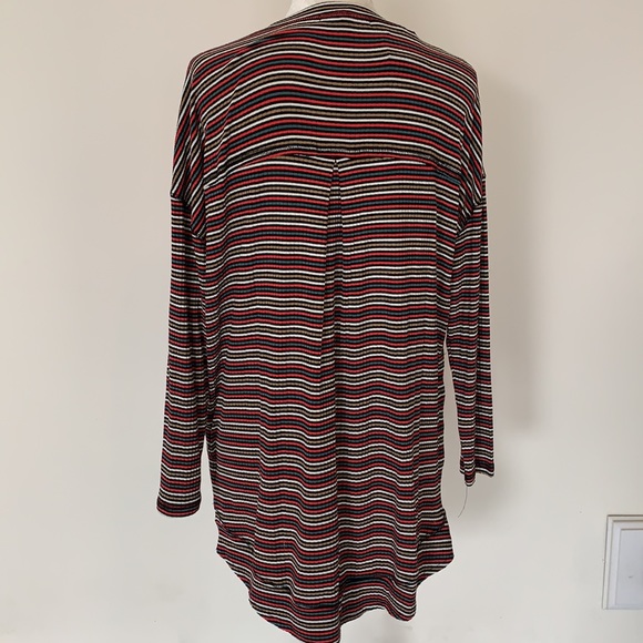 Striped long sleeve tunic with side snaps - Picture 5 of 8